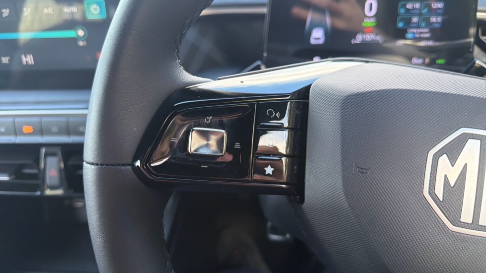 MG MG3 1.5 Hybrid Trophy 5dr Auto Hybrid Hatchback - Image 31