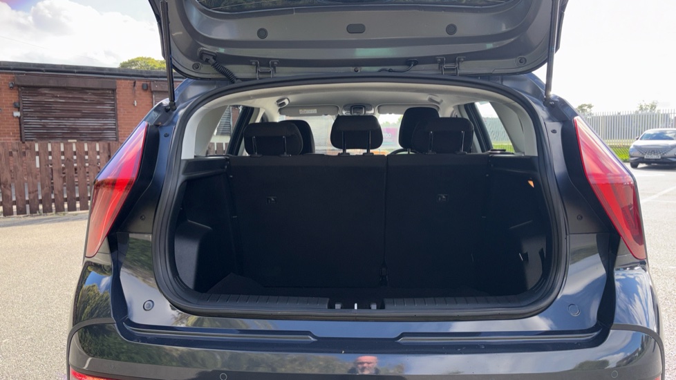 Hyundai BAYON 1.0 TGDi Advance 5dr Petrol Hatchback - Image 4