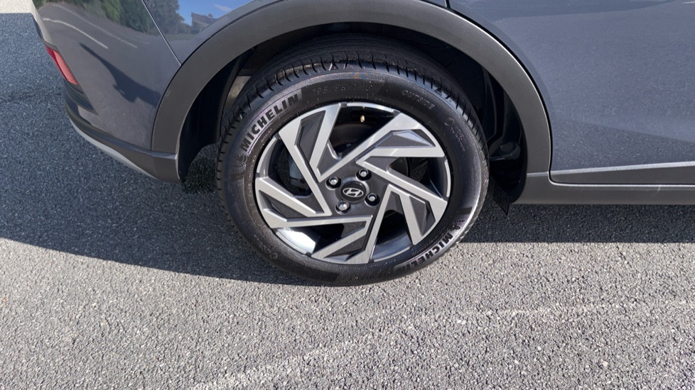 Hyundai BAYON 1.0 TGDi Advance 5dr Petrol Hatchback - Image 36