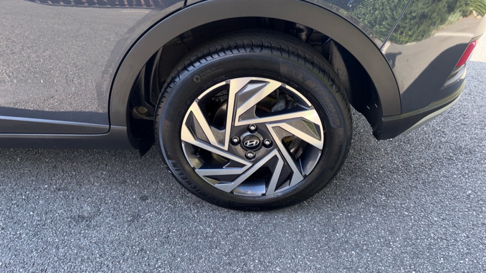 Hyundai BAYON 1.0 TGDi Advance 5dr Petrol Hatchback - Image 39