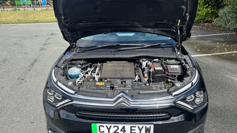 Citroen C4 100kW E-series 50kWh 5dr Auto Electric Hatchback - Image 8