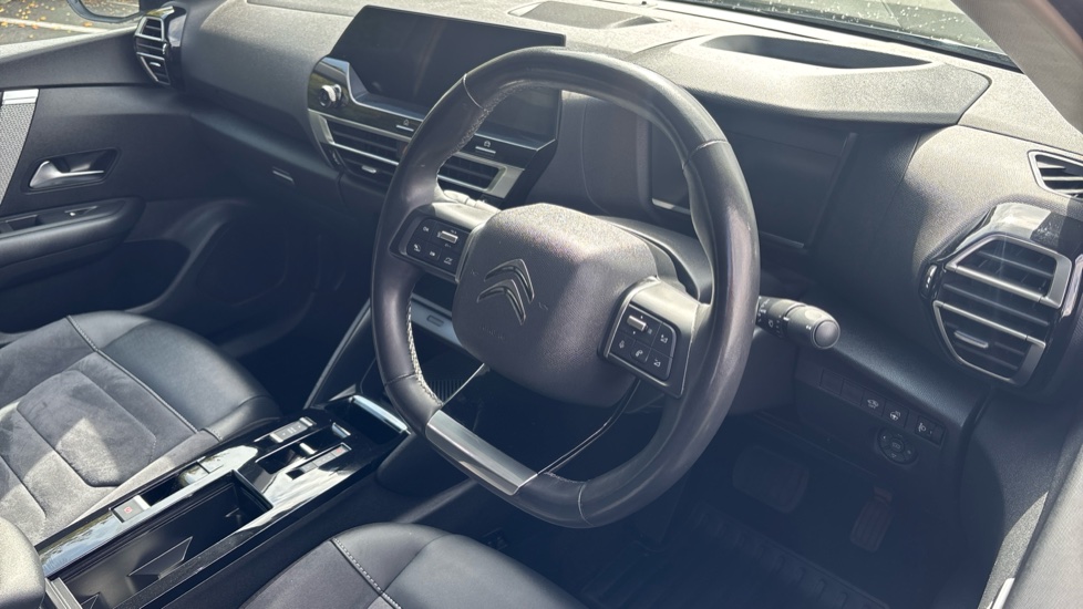 Citroen C4 100kW E-series 50kWh 5dr Auto Electric Hatchback - Image 11