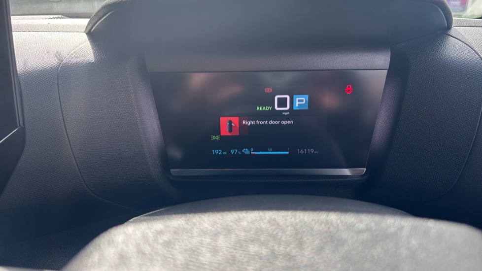 Citroen C4 100kW E-series 50kWh 5dr Auto Electric Hatchback - Image 18