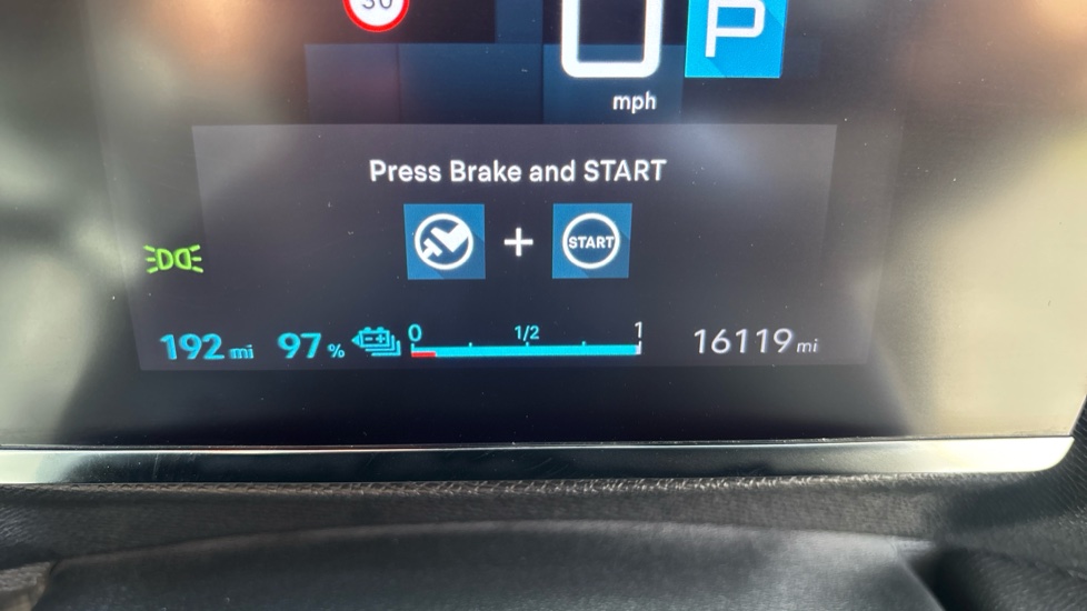 Citroen C4 100kW E-series 50kWh 5dr Auto Electric Hatchback - Image 40