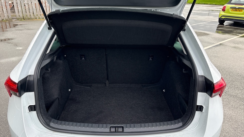 Skoda Scala 1.5 TSI SE L 5dr Petrol Hatchback - Image 4