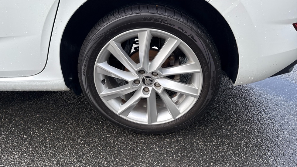 Skoda Scala 1.5 TSI SE L 5dr Petrol Hatchback - Image 24