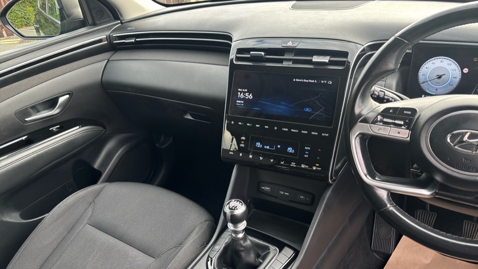 Hyundai TUCSON 1.6 TGDi SE Connect 5dr 2WD Petrol Estate - Image 14