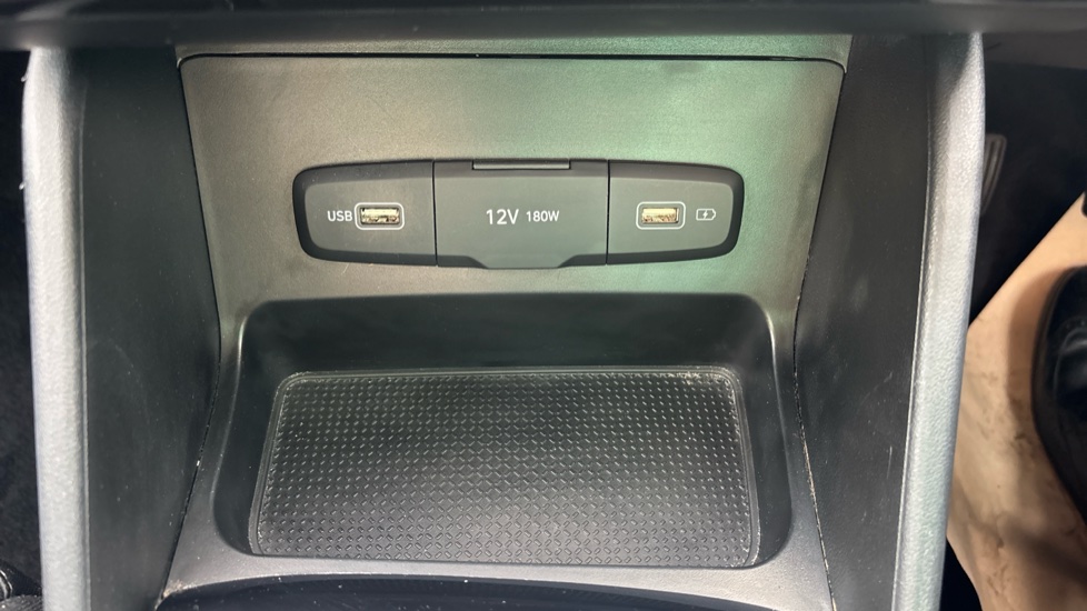 Hyundai TUCSON 1.6 TGDi SE Connect 5dr 2WD Petrol Estate - Image 32