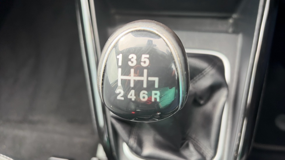 Ford EcoSport 1.0 EcoBoost 125 Titanium 5dr Petrol Hatchback - Image 22