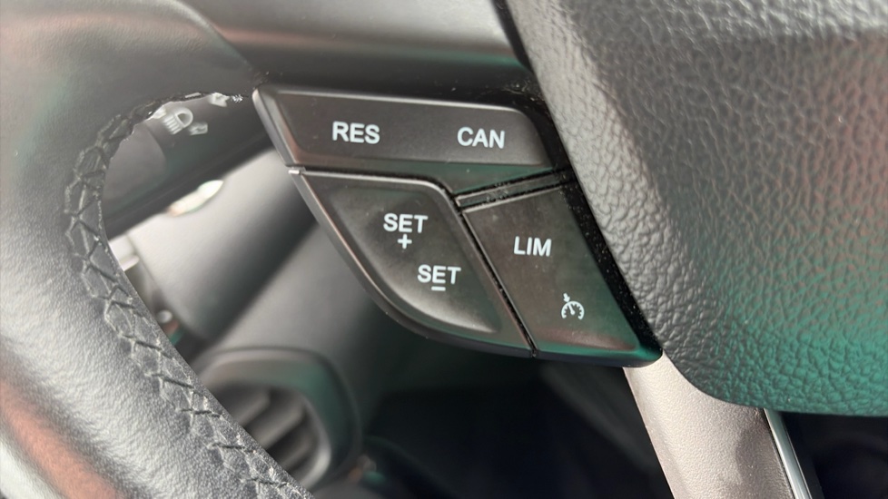 Ford EcoSport 1.0 EcoBoost 125 Titanium 5dr Petrol Hatchback - Image 29