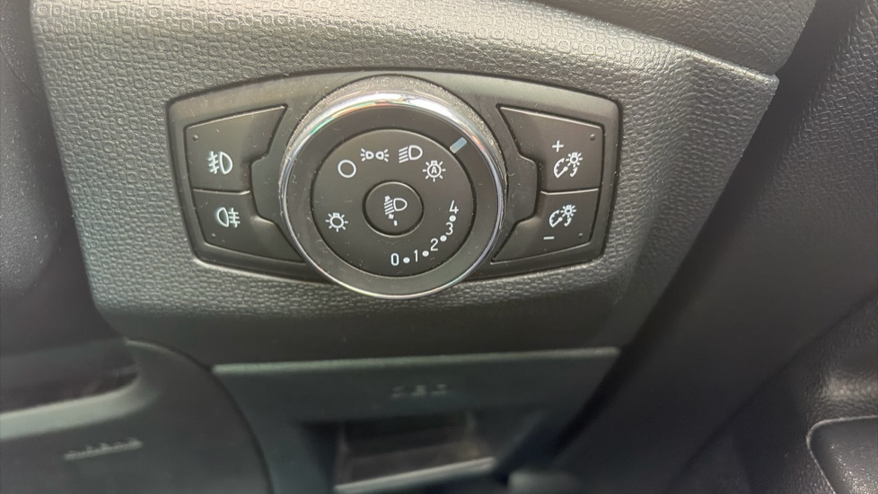 Ford EcoSport 1.0 EcoBoost 125 Titanium 5dr Petrol Hatchback - Image 32