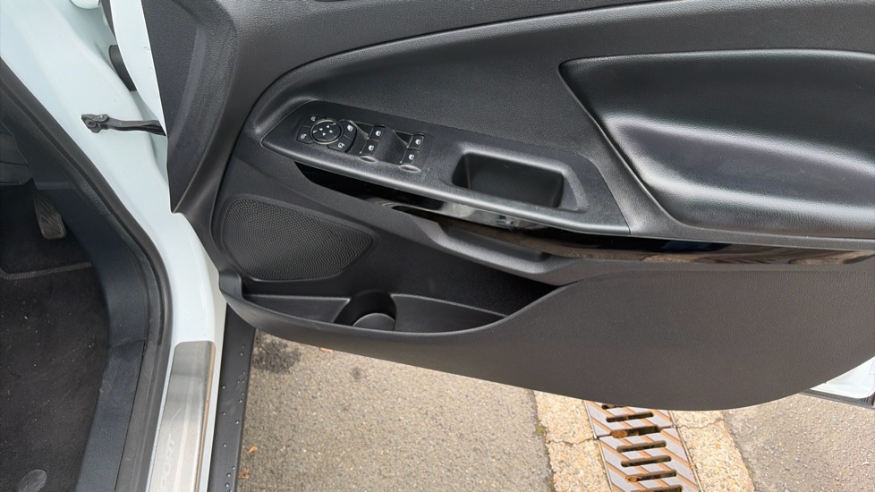 Ford EcoSport 1.0 EcoBoost 125 Titanium 5dr Petrol Hatchback - Image 38
