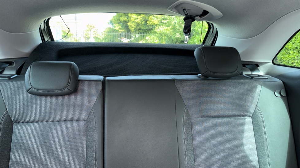 Vauxhall Crossland 1.2 Elite Nav 5dr Petrol Hatchback - Image 15