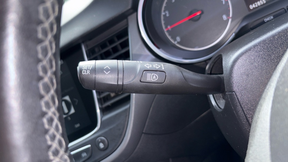 Vauxhall Crossland 1.2 Elite Nav 5dr Petrol Hatchback - Image 27