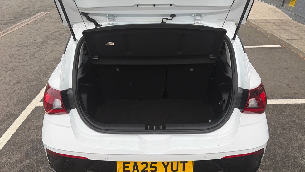 Hyundai i20 1.0T GDi Advance [Nav] 5dr Petrol Hatchback - Image 4