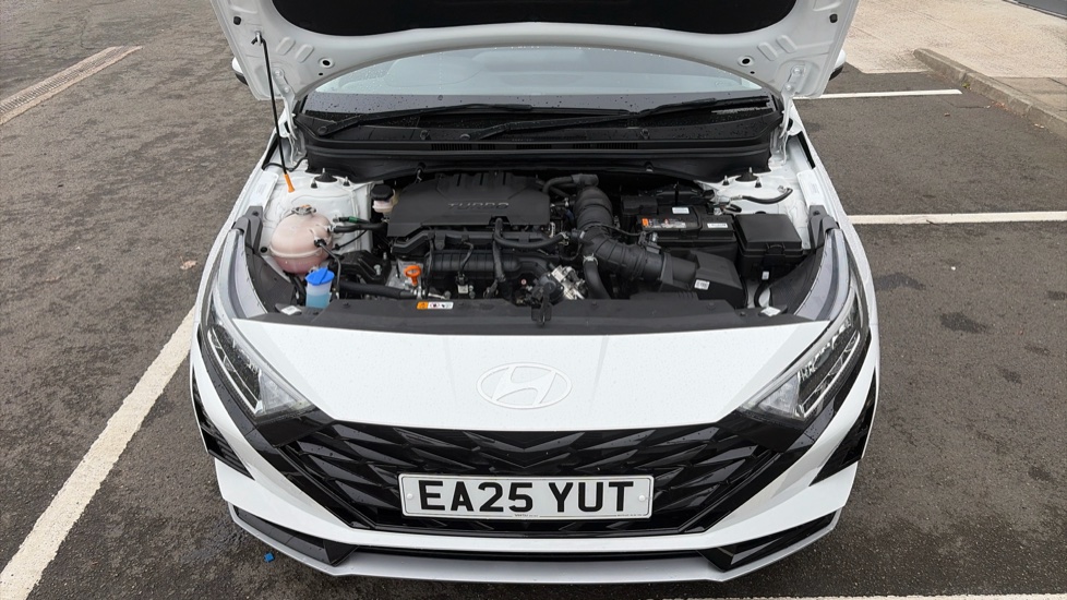 Hyundai i20 1.0T GDi Advance [Nav] 5dr Petrol Hatchback - Image 8
