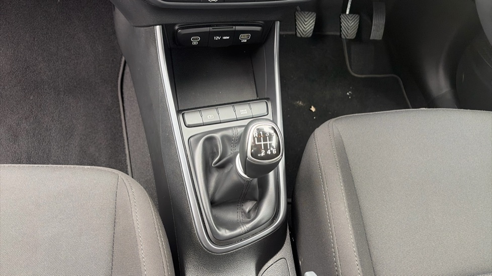 Hyundai i20 1.0T GDi Advance [Nav] 5dr Petrol Hatchback - Image 13