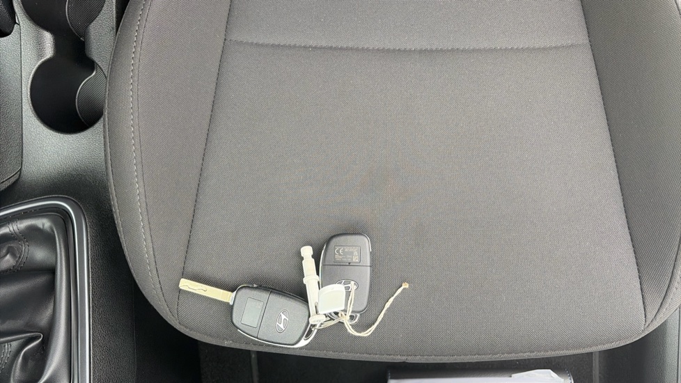 Hyundai i20 1.0T GDi Advance [Nav] 5dr Petrol Hatchback - Image 20