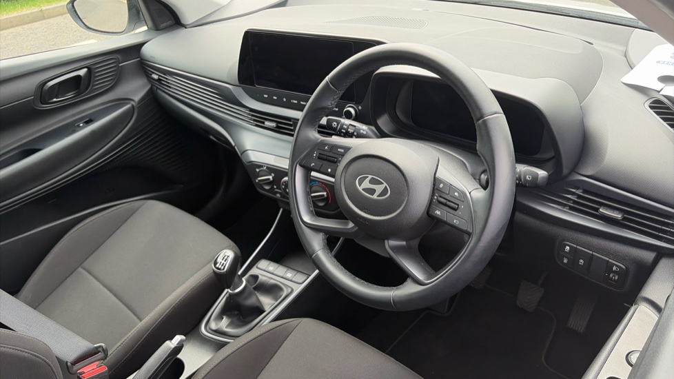 Hyundai i20 1.0T GDi Advance [Nav] 5dr Petrol Hatchback - Image 11