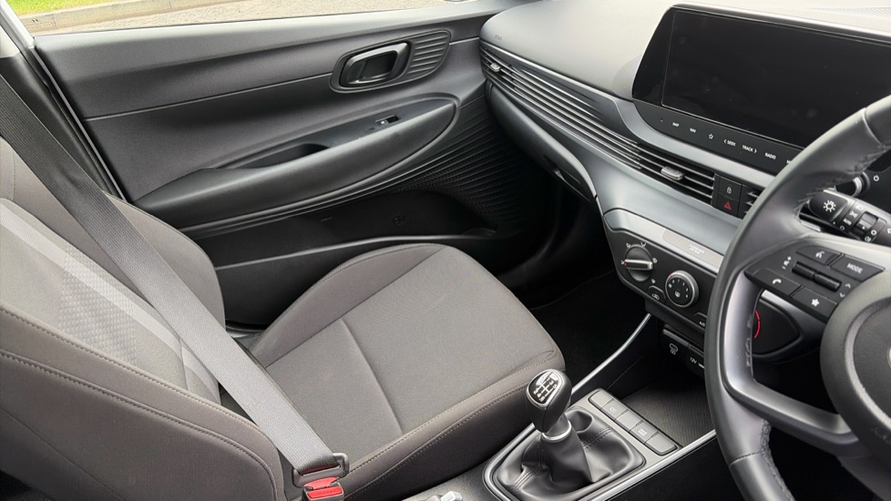 Hyundai i20 1.0T GDi Advance [Nav] 5dr Petrol Hatchback - Image 14