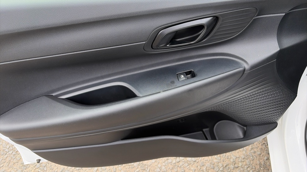 Hyundai i20 1.0T GDi Advance [Nav] 5dr Petrol Hatchback - Image 24