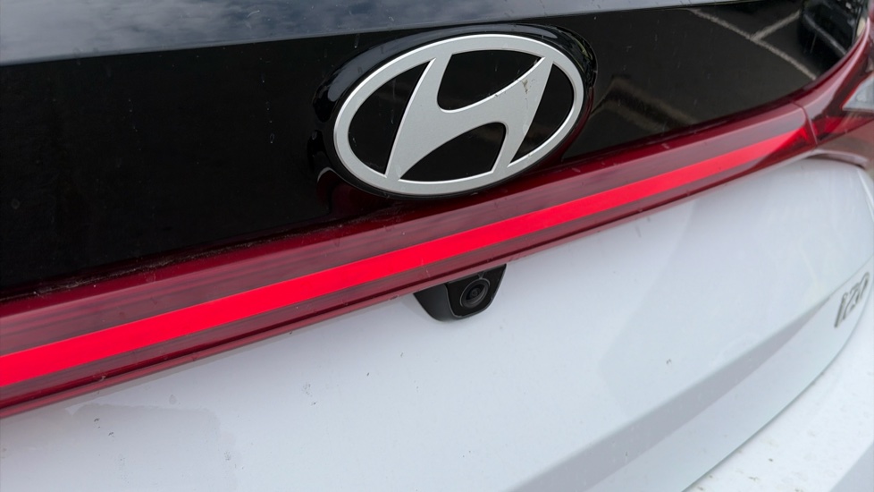 Hyundai i20 1.0T GDi Advance [Nav] 5dr Petrol Hatchback - Image 32