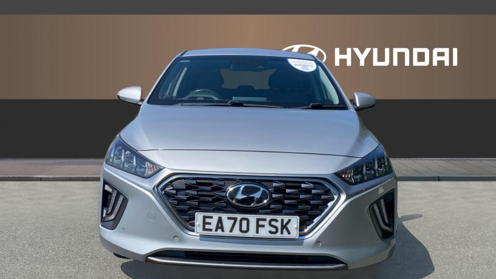 Hyundai IONIQ 1.6 GDi Plug-in Hybrid Premium SE 5dr DCT Hatchback - Image 3