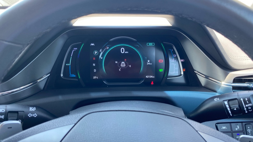 Hyundai IONIQ 1.6 GDi Plug-in Hybrid Premium SE 5dr DCT Hatchback - Image 18