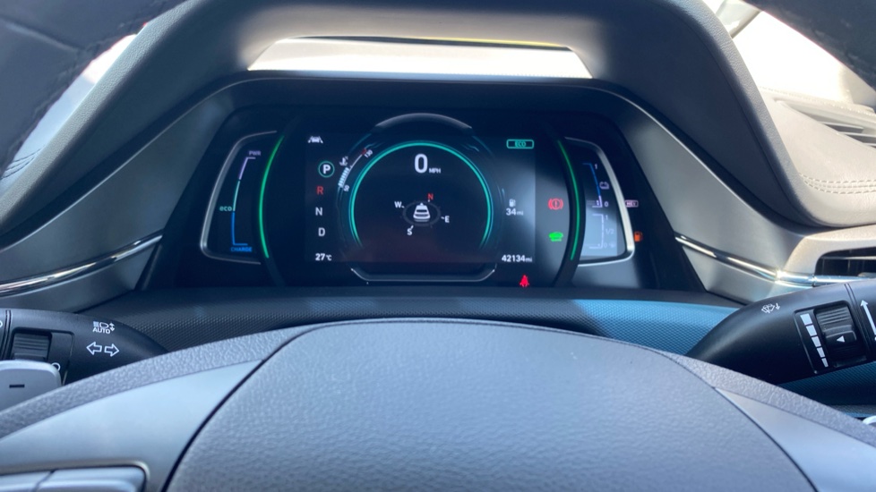 Hyundai IONIQ 1.6 GDi Plug-in Hybrid Premium SE 5dr DCT Hatchback - Image 23