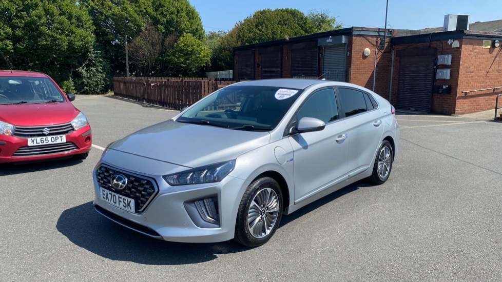 Hyundai IONIQ 1.6 GDi Plug-in Hybrid Premium SE 5dr DCT Hatchback - Image 40