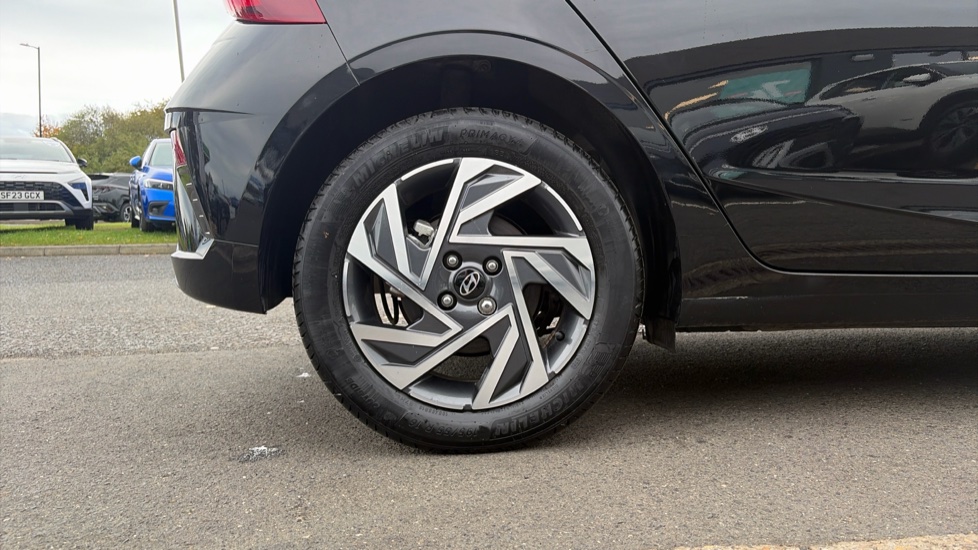 Hyundai i20 1.0T GDi Advance [Nav] 5dr Petrol Hatchback - Image 7