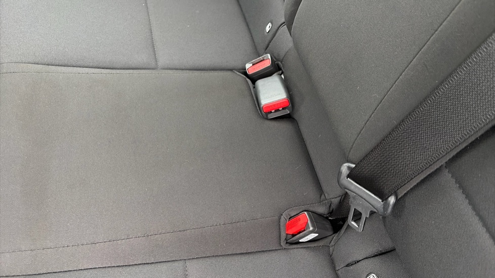 Hyundai i20 1.0T GDi Advance [Nav] 5dr Petrol Hatchback - Image 17