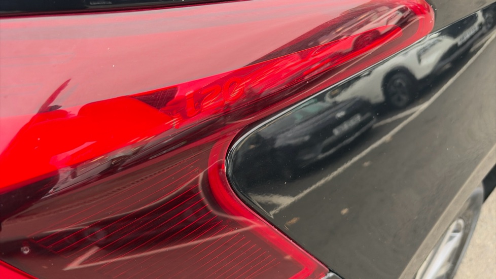 Hyundai i20 1.0T GDi Advance [Nav] 5dr Petrol Hatchback - Image 31