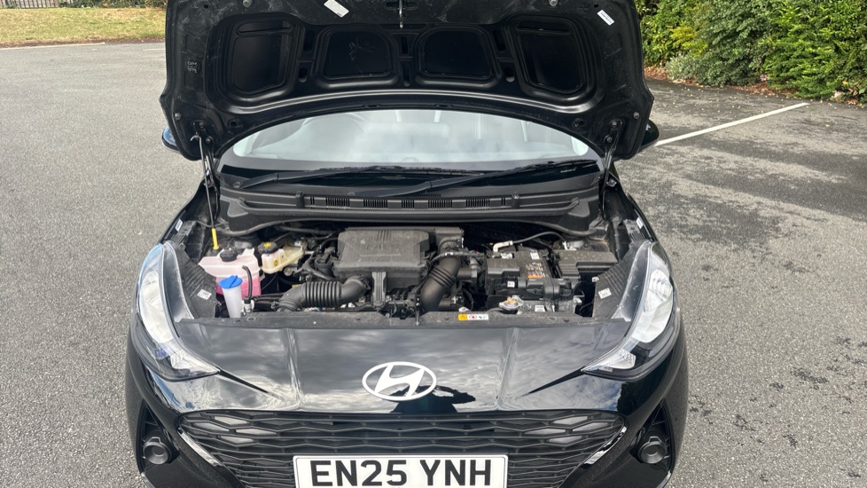 Hyundai i10 1.0 [63] Advance 5dr Auto [Nav] Petrol Hatchback - Image 8
