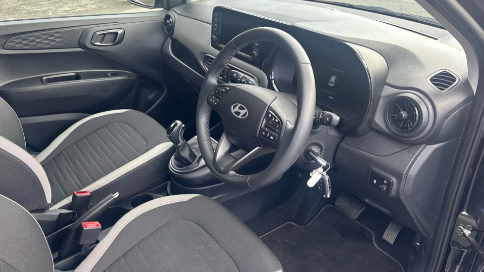 Hyundai i10 1.0 [63] Advance 5dr Auto [Nav] Petrol Hatchback - Image 11