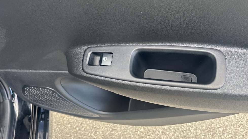 Hyundai i10 1.0 [63] Advance 5dr Auto [Nav] Petrol Hatchback - Image 25