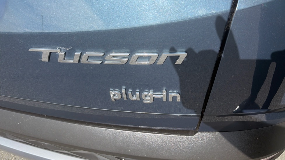 Hyundai TUCSON 1.6 TGDi Plug-in Hybrid Ultimate 5dr 4WD Auto Estate - Image 23