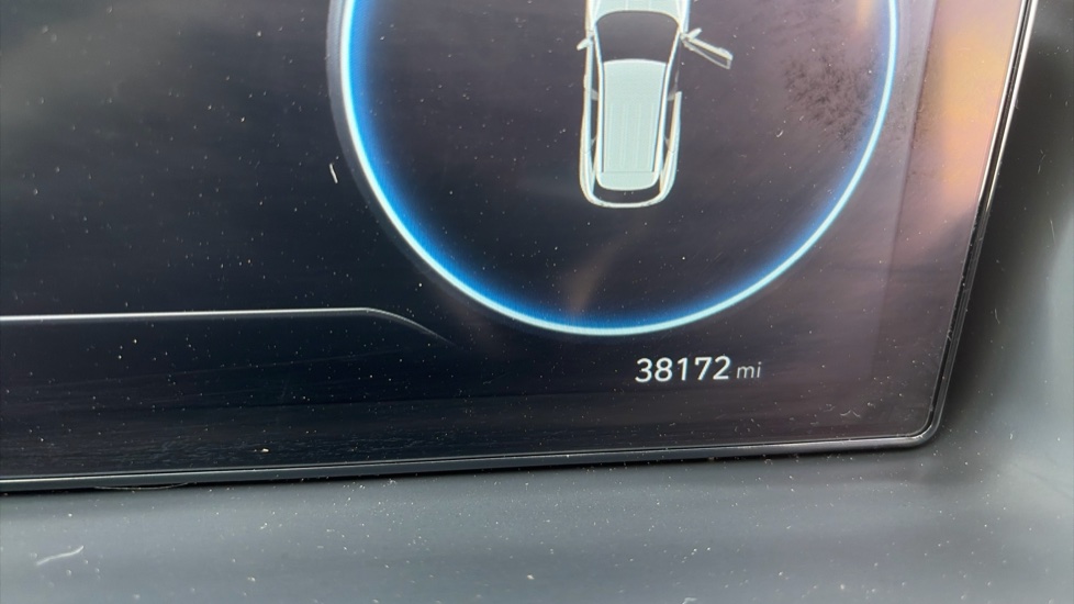 Hyundai TUCSON 1.6 TGDi Plug-in Hybrid Ultimate 5dr 4WD Auto Estate - Image 37