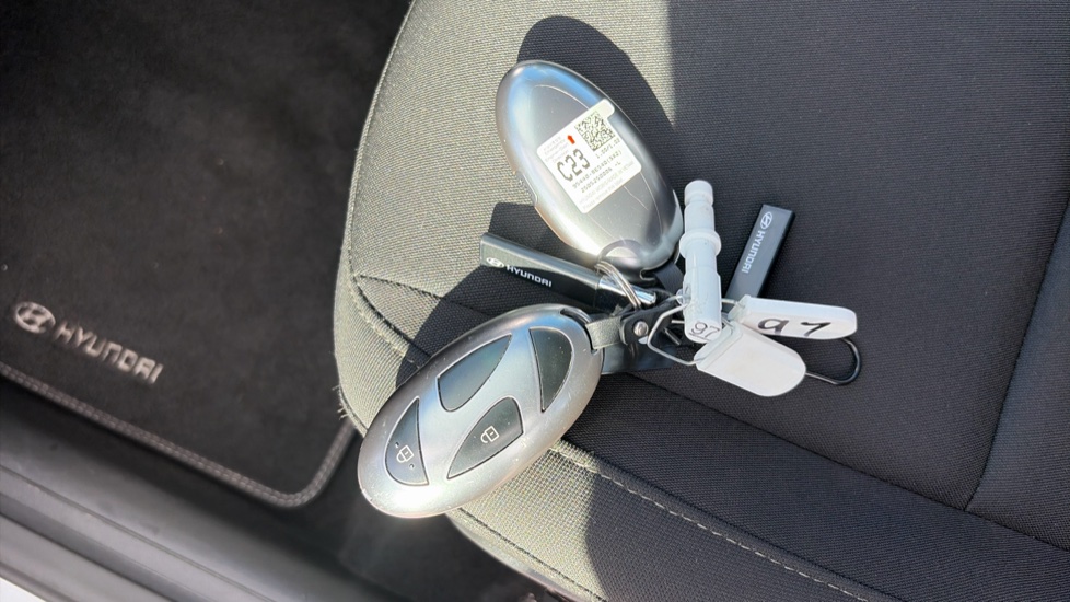 Hyundai KONA 1.6T 138 Advance 5dr Petrol Hatchback - Image 20