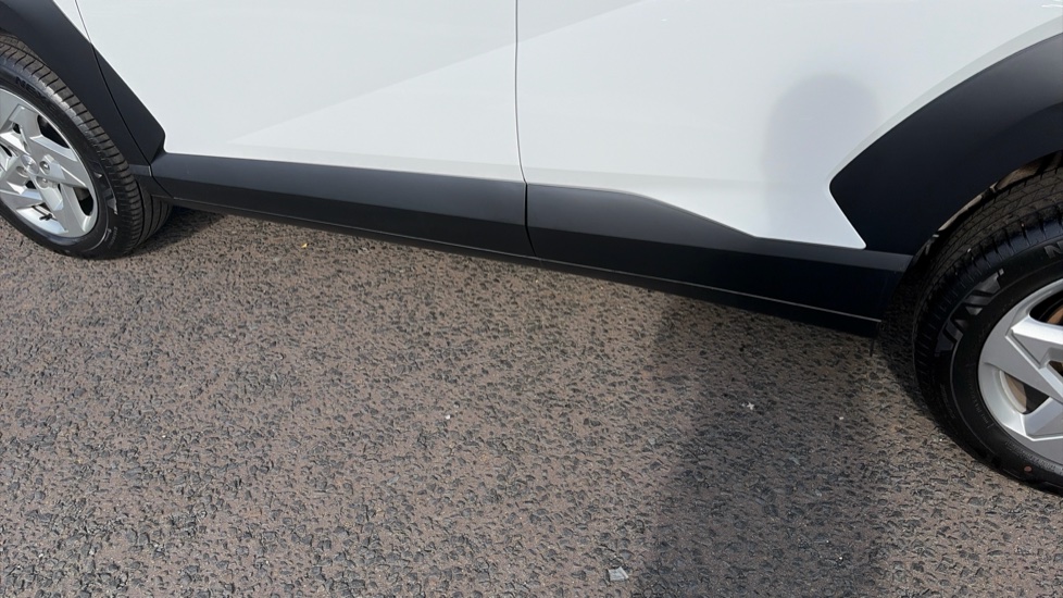 Hyundai KONA 1.6T 138 Advance 5dr Petrol Hatchback - Image 25