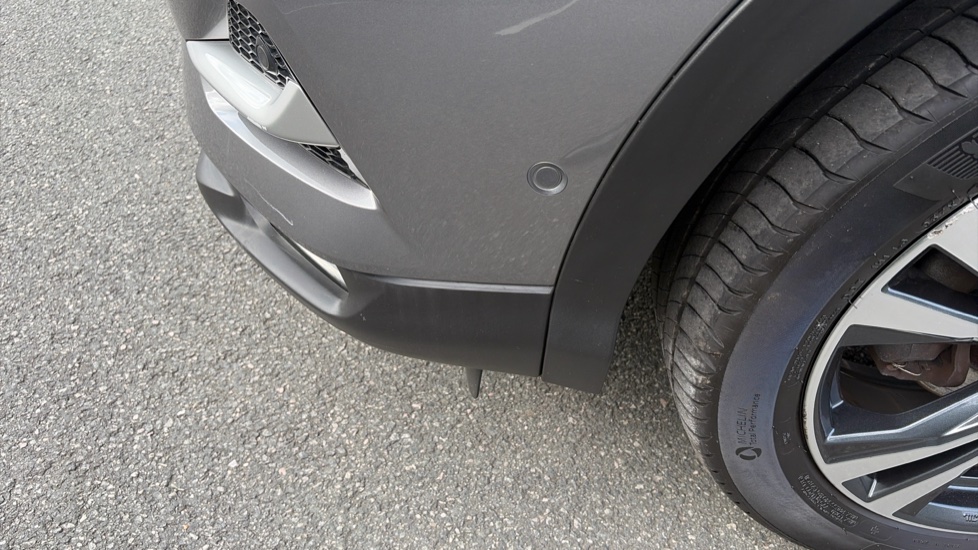 Nissan Qashqai 1.3 DiG-T 160 N-Connecta 5dr DCT Petrol Hatchback - Image 28