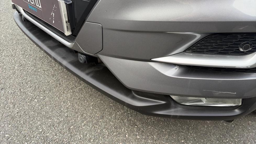 Nissan Qashqai 1.3 DiG-T 160 N-Connecta 5dr DCT Petrol Hatchback - Image 29
