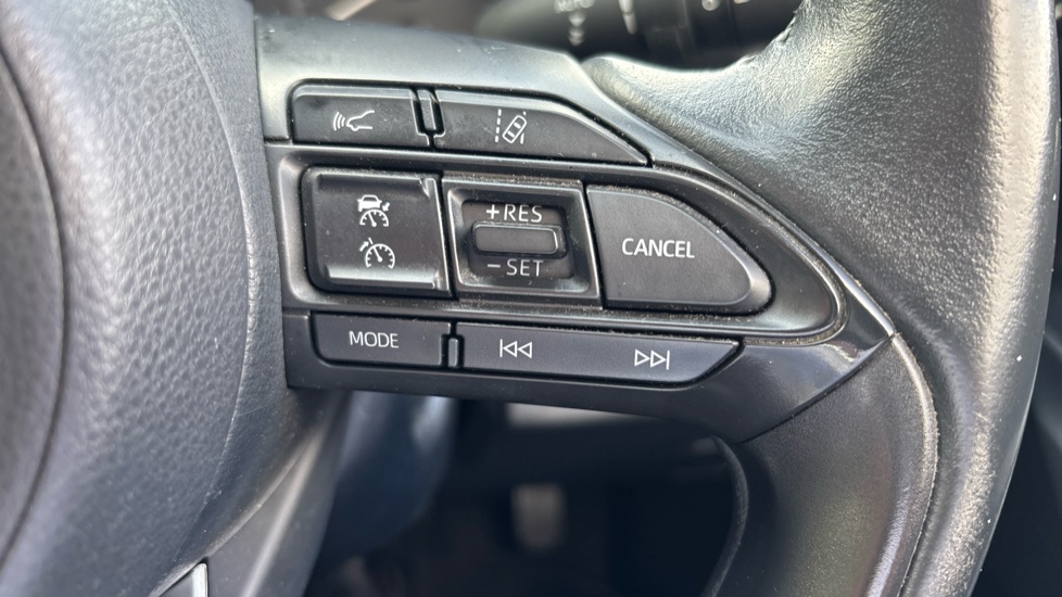 Toyota Yaris 1.5 Hybrid Icon 5dr CVT Hybrid Hatchback - Image 21