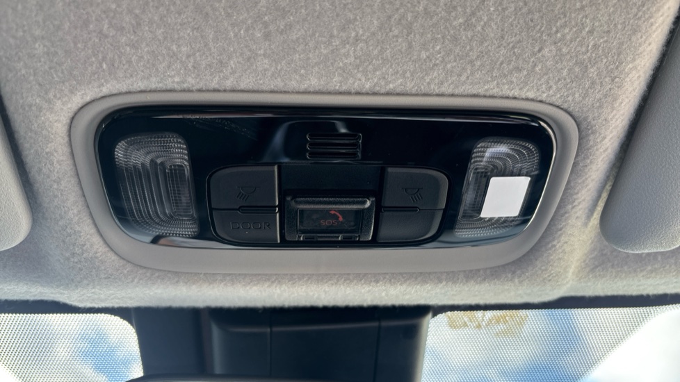 Toyota Yaris 1.5 Hybrid Icon 5dr CVT Hybrid Hatchback - Image 28