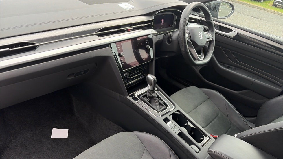Volkswagen Arteon 1.4 TSI eHybrid R-Line 5dr DSG Estate - Image 9