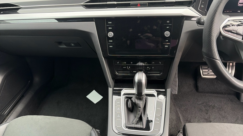 Volkswagen Arteon 1.4 TSI eHybrid R-Line 5dr DSG Estate - Image 14