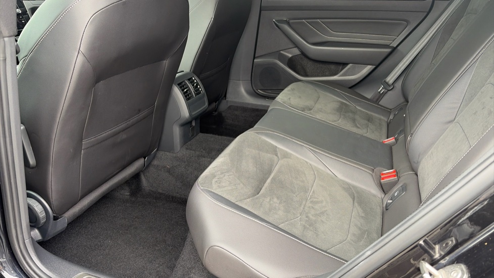Volkswagen Arteon 1.4 TSI eHybrid R-Line 5dr DSG Estate - Image 16