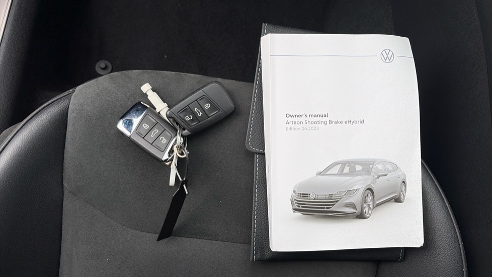 Volkswagen Arteon 1.4 TSI eHybrid R-Line 5dr DSG Estate - Image 19