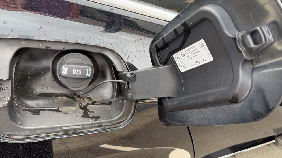 Volkswagen Arteon 1.4 TSI eHybrid R-Line 5dr DSG Estate - Image 27
