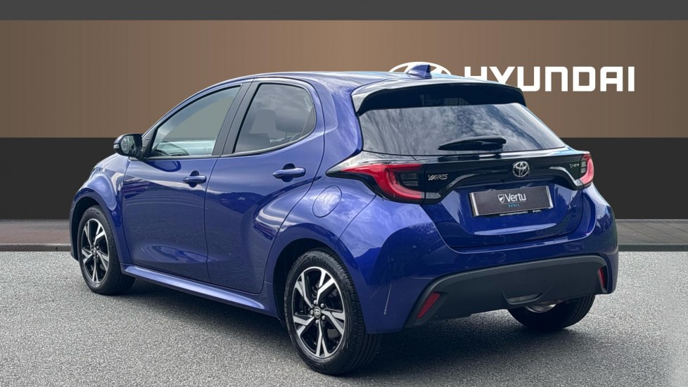 Toyota Yaris 1.5 Hybrid Design 5dr CVT Hybrid Hatchback - Image 2